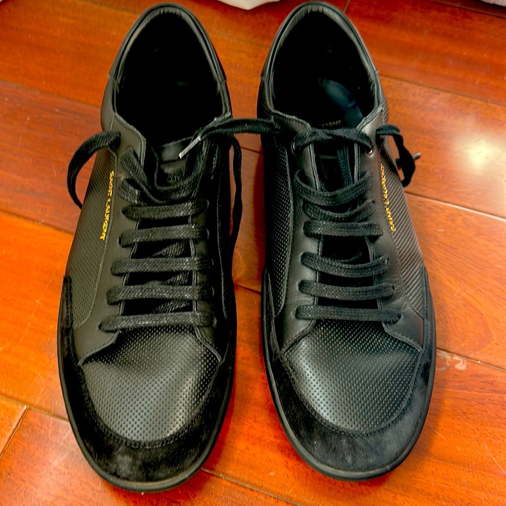 Saint Laurent Men's Low Top Sneaker